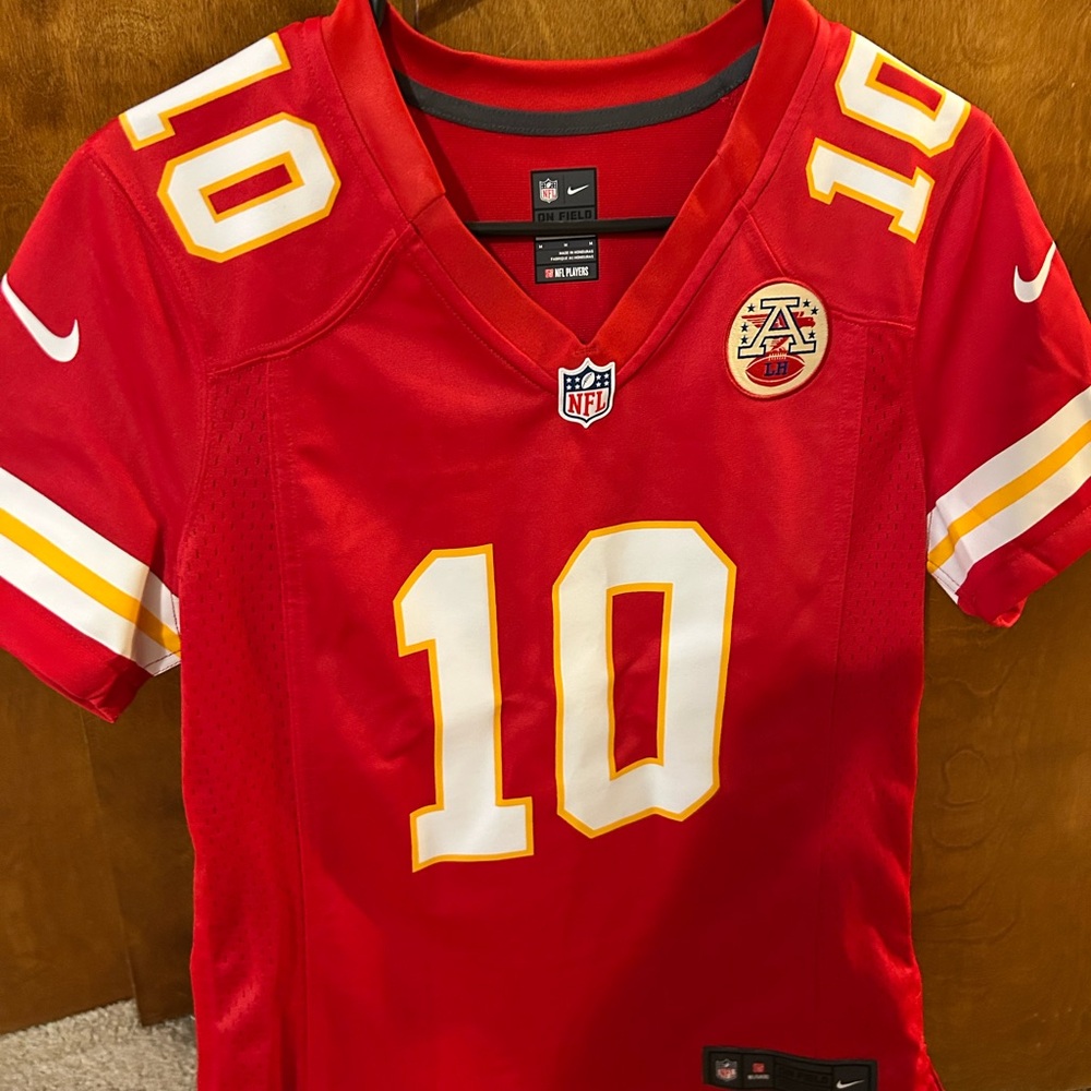 Excellent Chiefs Pacheco Jersey Women’s size M